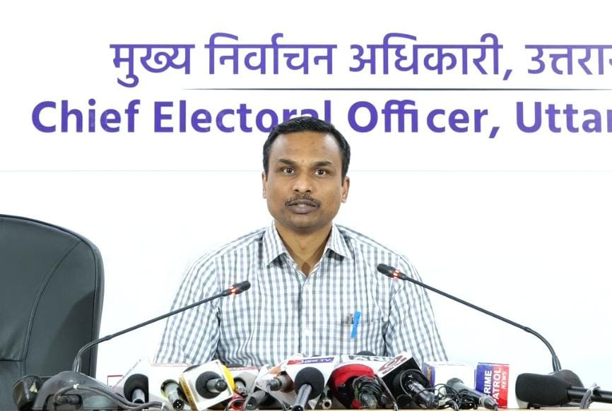(Voting figures changed again in Uttarakhand) राज्य में पहली बार ई.एस.एम.एस द्वारा विभिन्न विभागों द्वारा रिपोर्टिंग की  कार्यवाही की जा रही है। | News Net India