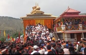 भादो मास में जोनसार बावर क्षेत्र के आराध्य देव महासू देवता का जांगड़ा पर्व मनाने की परंपरा, उमड़ा भक्तों का जन सैलाब