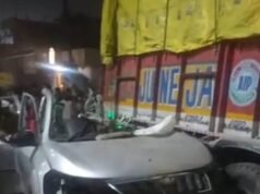 ऋषिकेश में भीषण सड़क हादसा, ट्रक से टकराई एक्सयूवी के परखच्चे उड़े, 04 युवकों की मौत