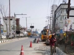 जिला प्रशासन की सख्ती पर सड़क सुधारीकरण कार्य युद्धस्तर पर शुरू