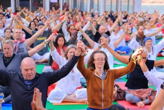 गंगा रिजॉर्ट में 16 मार्च से होगा अंतरराष्ट्रीय योग महोत्सव, सीएम धामी करेंगे उद्घाटन