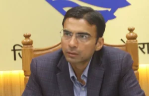 DM सविन बंसल सख्त, फीस वसूली पर लगेगी लगाम