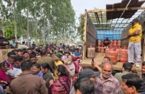 शहीद हीरा गैस एजेंसी पर प्रशासन का छापा, सिलेंडर जब्त; मुकदमा दर्ज