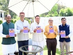 CM धामी ने ‘उत्तराखंड की मिट्टी से जननायक’ पंचांग कैलेंडर का विमोचन किया