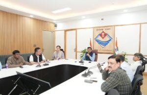 गैस-ईंधन की कमी नहीं, मुख्य सचिव ने किया आश्वस्त