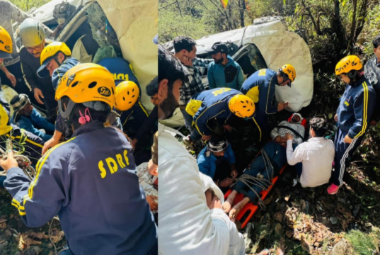 भवाली-हल्द्वानी रोड हादसा, कार खाई में गिरी; SDRF ने निकाले 2 शव