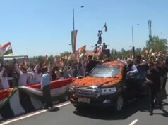 देवभूमि में प्रधानमंत्री का भव्य स्वागत, 12 किमी लंबे रोड शो में बड़ी संख्या में उमड़े लोग