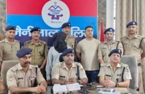 राजमिस्त्री बना चोर, 9 लाख की ज्वैलरी-नकदी बरामद