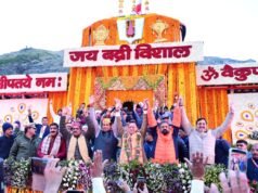 वैदिक मंत्रोच्चार के साथ खुले भगवान श्री बद्रीनाथ के कपाट, आस्था और उल्लास से गूंजा धाम
