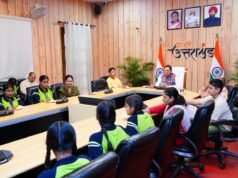 मुख्यमंत्री ने बालिकाओं के साथ प्रधानमंत्री के मन की बात के 134 वें संस्करण को सुना