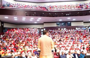 बुजुर्गों के सम्मान और सुरक्षा को लेकर सरकार प्रतिबद्ध: CM धामी