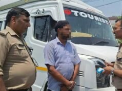 दून पुलिस की मुस्तैदी: चारधाम यात्रियों से भरे ट्रैवलर का शराबी ड्राइवर गिरफ्तार, वाहन सीज