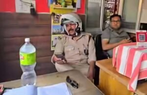 हर्रावाला में RTO इंस्पेक्टर पर रिश्वतखोरी के आरोप, ट्रांसपोर्ट कारोबारियों ने दुकान में बंद कर किया हंगामा