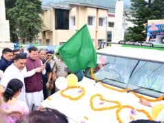 भीमताल नगर पालिका को मिले पांच नए कूड़ा वाहन