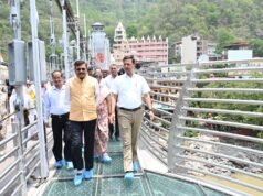 मुख्य सचिव उत्तराखंड द्वारा टिहरी गढ़वाल में बजरंग सेतु एवं हिलान्स हिमालयन भोजनालय का निरीक्षण