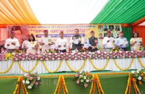 मुख्यमंत्री पुष्कर सिंह धामी ने सचिवालय संघ की नवनिर्वाचित कार्यकारिणी को दिलाई शपथ