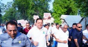 योगमय हुआ दून: अंतरराष्ट्रीय योग दिवस पर सीएम धामी ने दिखाई फिटनेस की मिसाल