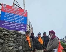 तुंगनाथ-चंद्रशिला ट्रैक पर पुलिस का अलर्ट: दोपहर 1 बजे के बाद आगे बढ़ने पर रोक, सुरक्षा बोर्ड लगाए