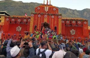 बद्रीनाथ मंदिर चढ़ावा प्रकरण: कांग्रेस ने बीकेटीसी भंग कर निष्पक्ष जांच की उठाई मांग