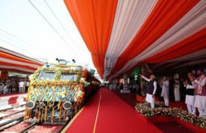 भारत की पहली हाइड्रोजन ट्रेन को पीएम मोदी ने दिखाई हरी झंडी, दुनिया का पांचवां देश बना भारत