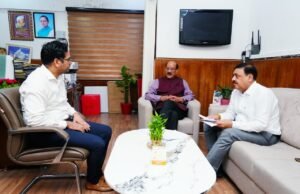 टिहरी में मेडिकल कॉलेज निर्माण की कवायद तेज, भूमि चयन और रूपरेखा पर हुई विस्तृत चर्चा
