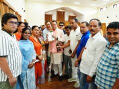 जनता की समस्याओं पर संवेदनशील सरकार, सीएम धामी ने अधिकारियों को दिए सख्त निर्देश