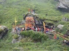 साल में सिर्फ एक दिन खुलता है चमोली का प्रसिद्ध मंदिर, 12 हजार फीट की ऊंचाई पर भगवान नारायण के हुए दर्शन