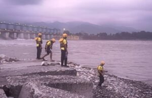 नेपाल में बाढ़ के बाद चम्पावत में अलर्ट, शारदा नदी पर SDRF की निगरानी तेज