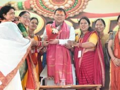 मुख्यमंत्री धामी की बड़ी घोषणा: अब 60 वर्ष की आयु से महिलाओं को रोडवेज बसों में मिलेगा मुफ्त सफर