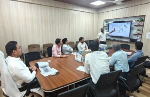 विकास कार्यों की समीक्षा में सख्त दिखी धामी सरकार, मास्टर प्लान से अवैध निर्माण तक कसा शिकंजा