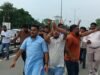 रुद्रपुर में गिरफ्तारी की मांग पर वाल्मीकि समाज का प्रदर्शन, हाईवे जाम; कोतवाली घेराव की चेतावनी
