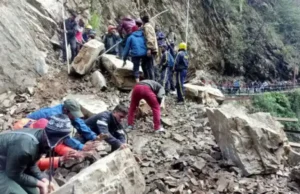 केदारनाथ पैदल मार्ग पर हादसा, पहाड़ी से गिरे पत्थर की चपेट में आने से महाराष्ट्र की महिला श्रद्धालु की मौत