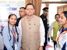 लवप्रीत की संवेदनशील सोच ने छुआ मुख्यमंत्री धामी का दिल, घर पहुंचा टैब