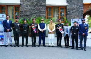 माउंट एकांकागुआ और नुन-कुन की चोटियों पर फतह, मुख्यमंत्री ने पर्वतारोहण दलों का किया सम्मान