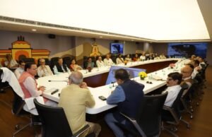 विभिन्न संस्थानों से जुडे उत्तराखण्ड के प्रवासी बुद्धिजीवियों ने राज्य के विकास के प्रति रखे अपने सुझाव