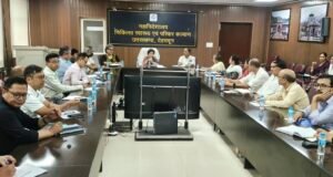 स्वास्थ्य महानिदेशालय की समीक्षा बैठक में महानिदेशक के कड़े निर्देश, समयबद्ध कार्य-निस्तारण और जवाबदेही पर जोर