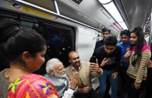 SRCC के शताब्दी समारोह में आज पहुंचेंगे PM मोदी, फिर चर्चा में आया उनका मेट्रो सफर