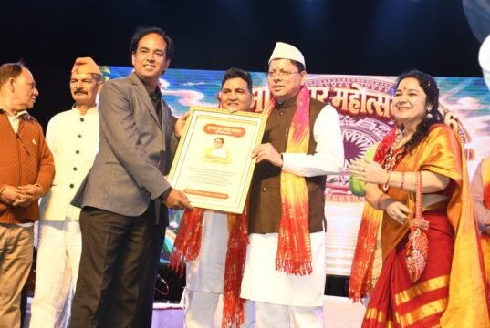 कुमाऊं द्वार महोत्सव में सीएम धामी ने लोक संस्कृति के संरक्षण पर दिया जोर